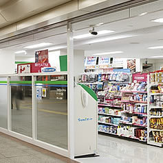 ファミリーマート ドーチカ店